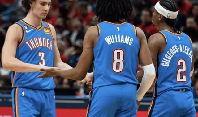 足球直播在线观看无插件-青春无极限！雷霆再度刮起年轻风暴 未来属于他们