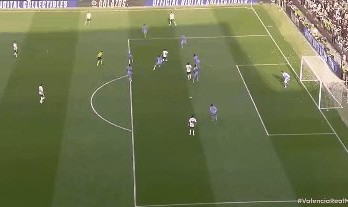 足球直播在线观看无插件-【西甲】瓦伦西亚1比0皇马 维尼修斯染红